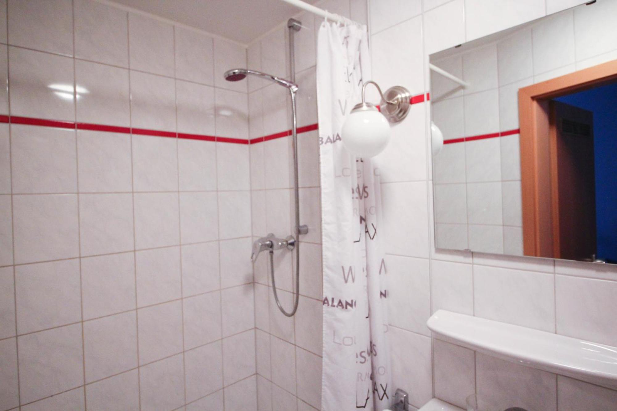 Hotel Pension Am Hauptbahnhof Múnich Habitación foto